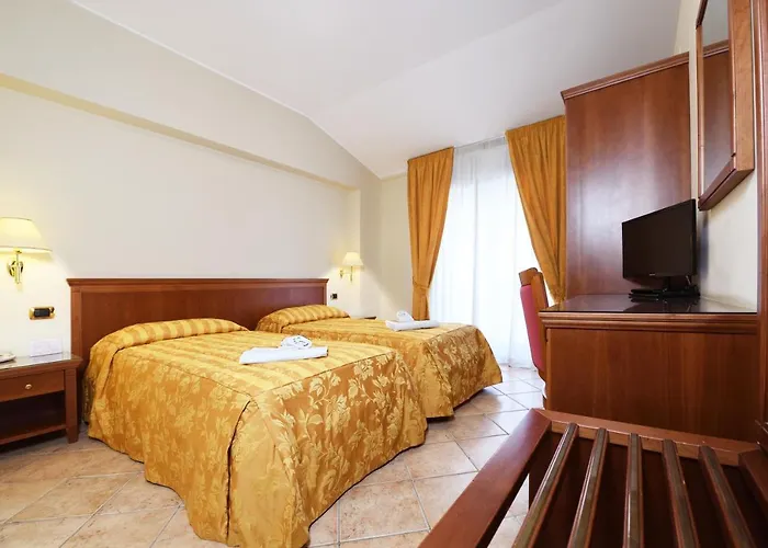 Hotel Ristorante Rossemi 3*